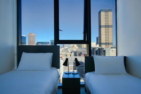 Rundle Retreat - 2BR Apartment With Stunning Views - Accommodation Melbourne 2