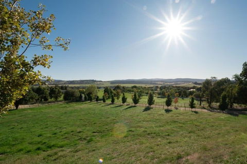 Rural Apartment With Stunning Views - Accommodation Melbourne 2