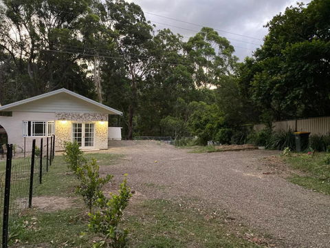Rural Granny Flat - Pet Friendly - Accommodation Melbourne 2