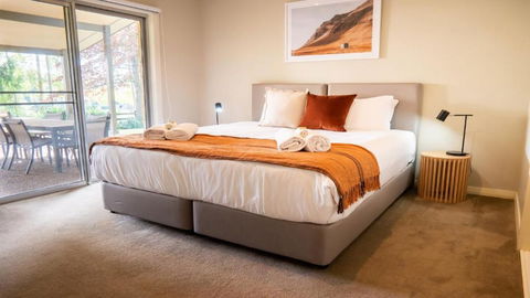 RUST - Accommodation Melbourne 3