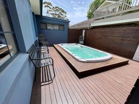 Sails To Sea - 4 Bedroom Pet Friendly Private Pool - Accommodation Melbourne 0