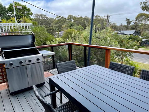 Sails To Sea - 4 Bedroom Pet Friendly Private Pool - Accommodation Melbourne 3