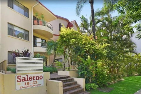 Salerno - Hosted By Burleigh Letting - Accommodation Melbourne 1