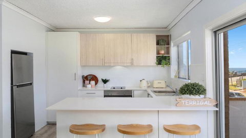 Salt Life Short Walk To Beach, Shops Cafes Accom Holidays - Accommodation Melbourne 1