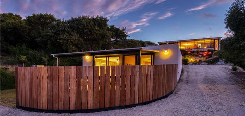 SALT Luxury Couples Bungalow - Accommodation Melbourne 3