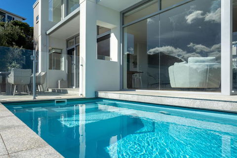 Salty Kiss I Private Properties - Accommodation Melbourne 3