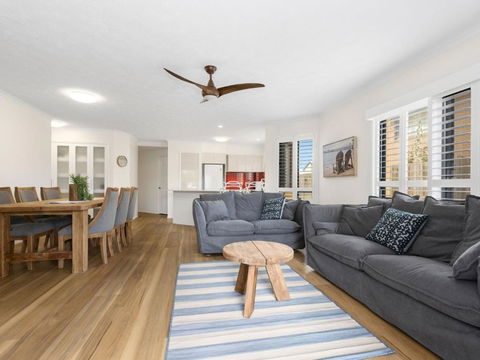 Salty Kisses On Marine Parade - Accommodation Melbourne 3