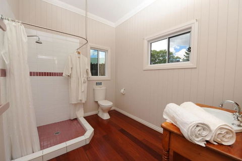 Samford Lakes - Accommodation Melbourne 1