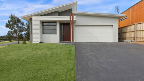 Sams House - Accommodation Melbourne 0