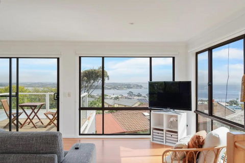 San Remo Panorama By Ready Set Stay - BYO LINEN & TOWELS - Accommodation Melbourne 1