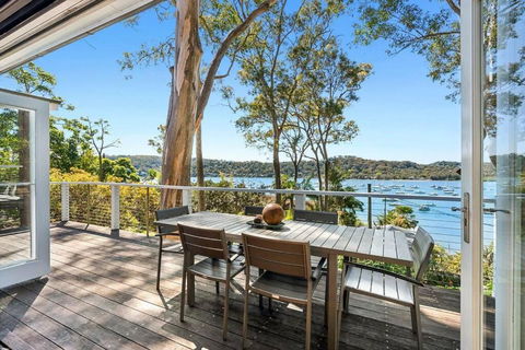 Sanctuarium - Accommodation Melbourne 0