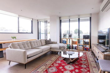 Sanctuary-Effortless City Escape with Accommodation Melbourne