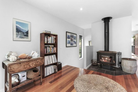 Sanctuary House - Accommodation Melbourne 0