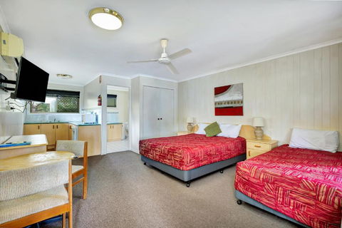 Sanctuary Lakes Fauna Retreat - Accommodation Melbourne 3