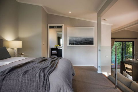 Sanctum - Accommodation Melbourne 3