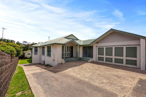 Sand And Foam - Accommodation Melbourne 0