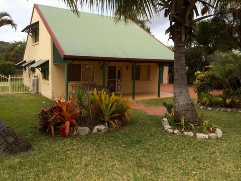 Sand Piper Cottage Rainbow Beach - Accommodation Melbourne 0