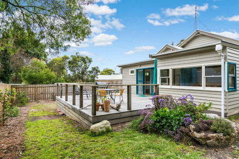 Sand Surf And Sunshine - Accommodation Melbourne 0