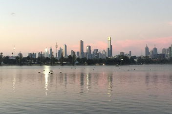 Sand & The City with Accommodation Melbourne