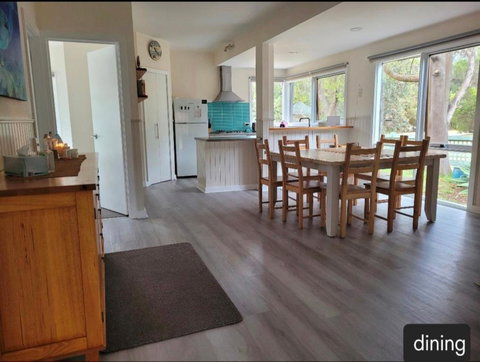 Sanders Beach House - Accommodation Melbourne 3