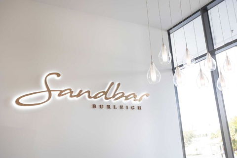Sandbar Private Apartments - Hosted By Burleigh Letting Company - Accommodation Melbourne 1
