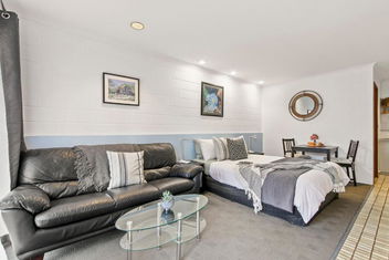 Sandbar Motel with Accommodation Melbourne