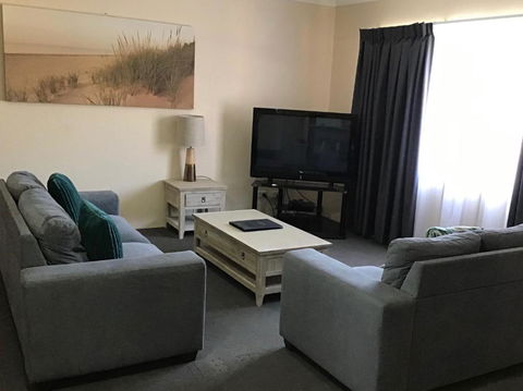 Sandcastles Holiday Apartments - Accommodation Melbourne 3