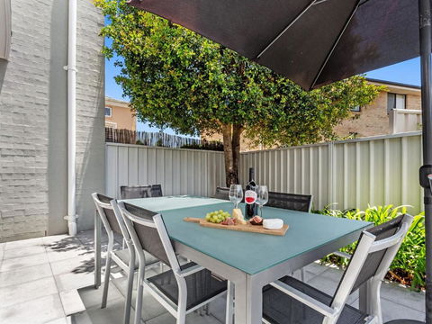 Sandcastles 7 8 Ala Moana Way - Accommodation Melbourne 1