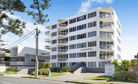 Sanderling Miami - Hosted By Burleigh Letting - Accommodation Melbourne 0
