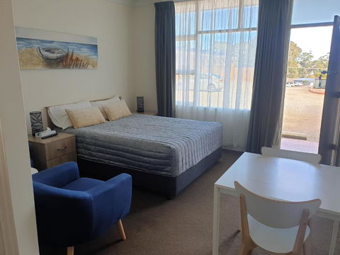 Sandpiper Motel Ulladulla - Accommodation Melbourne 0