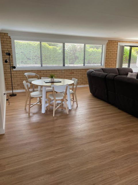 Sandstone Family Apartment - Melbourne 4u 3