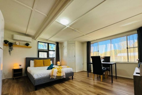 Shops Across St! Cute Studio In Salisbury - Accommodation Melbourne 3