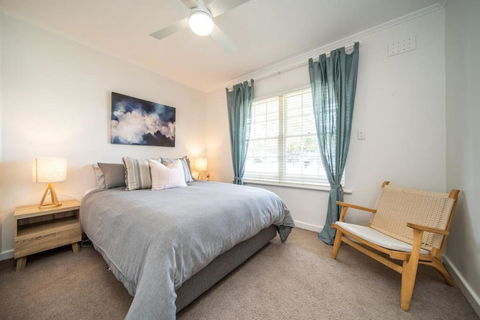 Surfs Up At Somerton Park - Accommodation Melbourne 2
