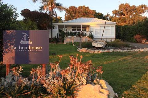 The Boathouse, A Place To Unwind & Explore - Accommodation Melbourne 0