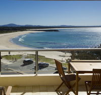 Beachpoint Unit 402 28 North Street - Melbourne 4u