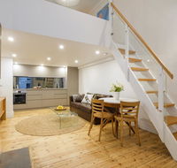 Beachside luxury loft apartment - Accommodation Melbourne