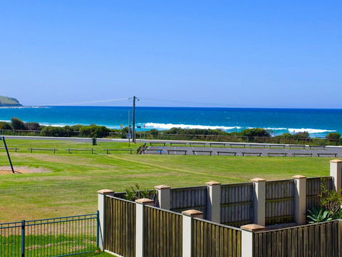 Beachside Retreat - Accommodation Melbourne 0