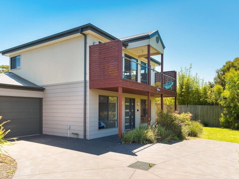 Beachside Villa Cowes - Accommodation Melbourne 0