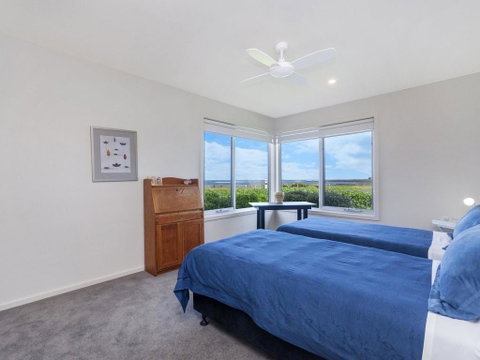 Bees Dacha - Accommodation Melbourne 2