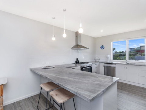 Bees Dacha - Accommodation Melbourne 1