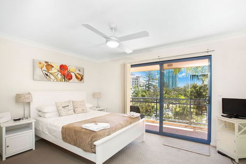 Bella Mare Beachside Apartments - Melbourne 4u 3
