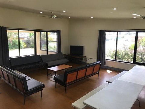 Bellarine Lodge Sleeps 30 - Accommodation Melbourne 1