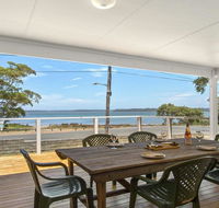 Bellevue - overlooking serene Lake Woolumboola - Accommodation Melbourne