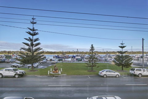 Bellevue On The Lakes - Melbourne 4u 1