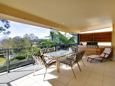 Bellima Beach House', 9 Jackson Close - Huge Duplex With Air Con And Fabulous Views - Accommodation Melbourne 2