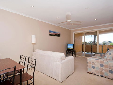 Bellima Beach House', 9 Jackson Close - Huge Duplex With Air Con And Fabulous Views - Accommodation Melbourne 3