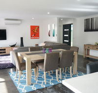 Ben's Place - modern  convenient - Accommodation Melbourne