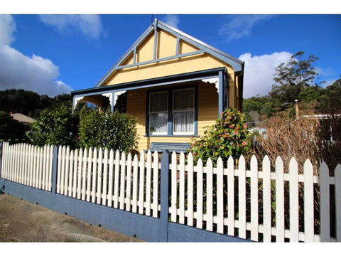 Benvenuti, To Comstock Cottage - Melbourne 4u 0