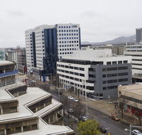 Best Central Location - Melbourne 4u