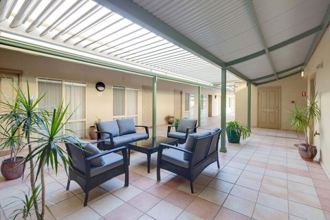 Best Western Crystal Inn - Accommodation Melbourne 2